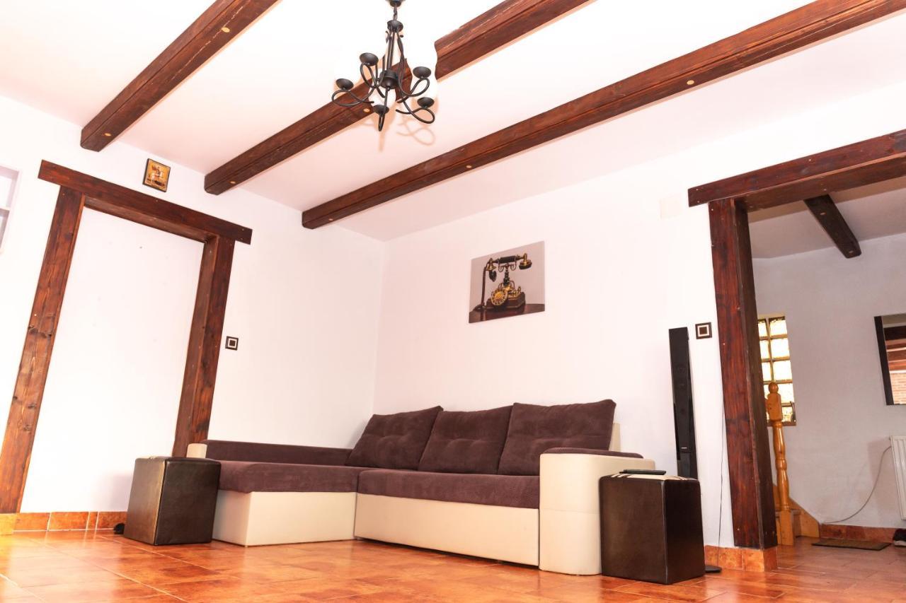 Casa Ursului Ξενοδοχείο Bujoreni Εξωτερικό φωτογραφία